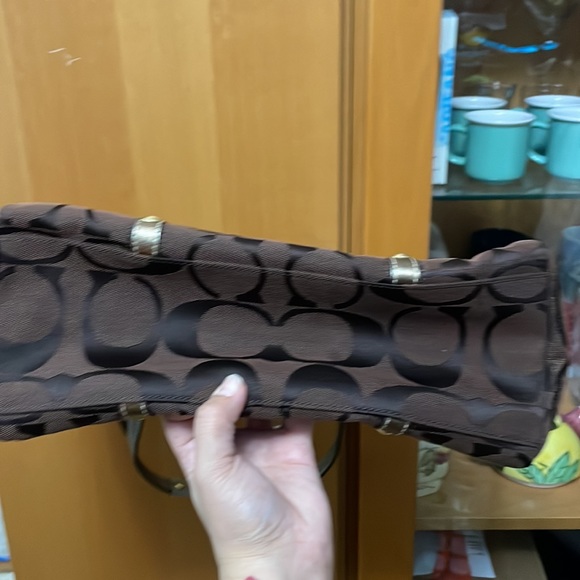 Coach Shoulder Bag - Picture 5 of 10